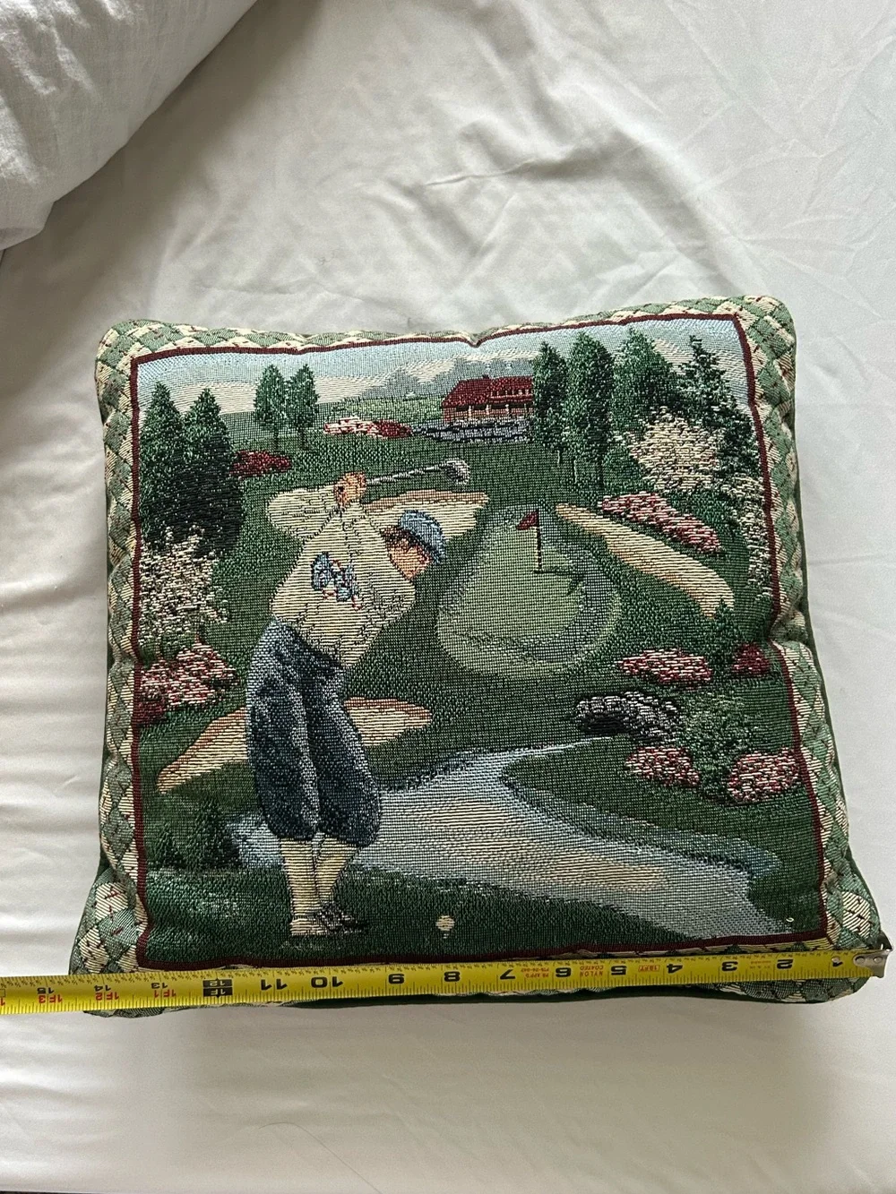 Vintage Decorative Golf Scene Tapestry Throw Pillow - Green